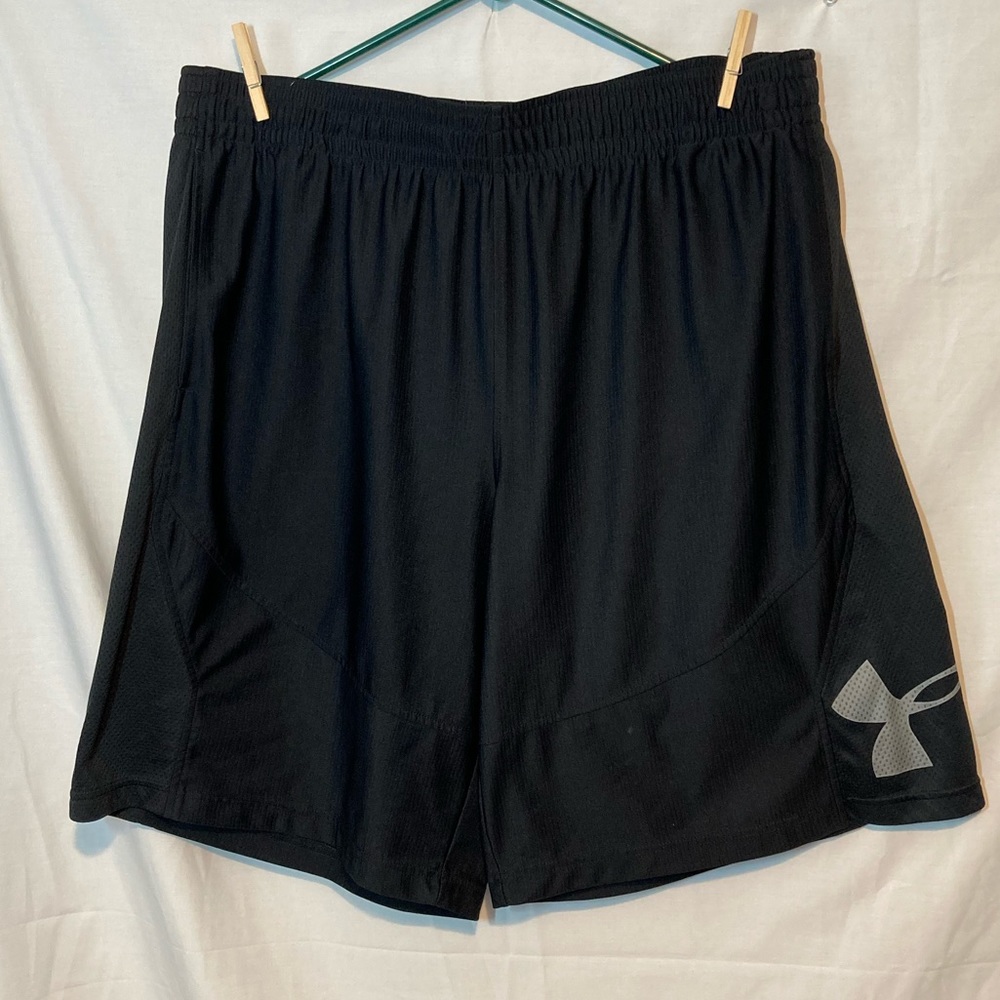 Under Armour Men's Shorts Like new